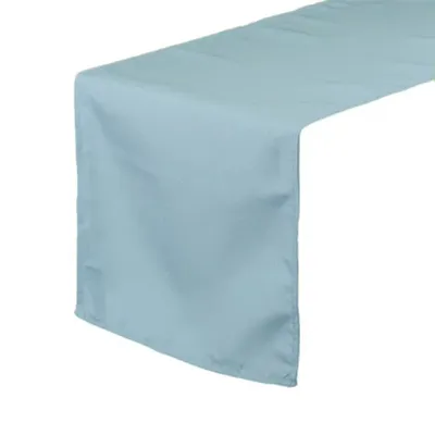 CHEMIN DE TABLE POLYESTER – BLEU POUSSIÈRE